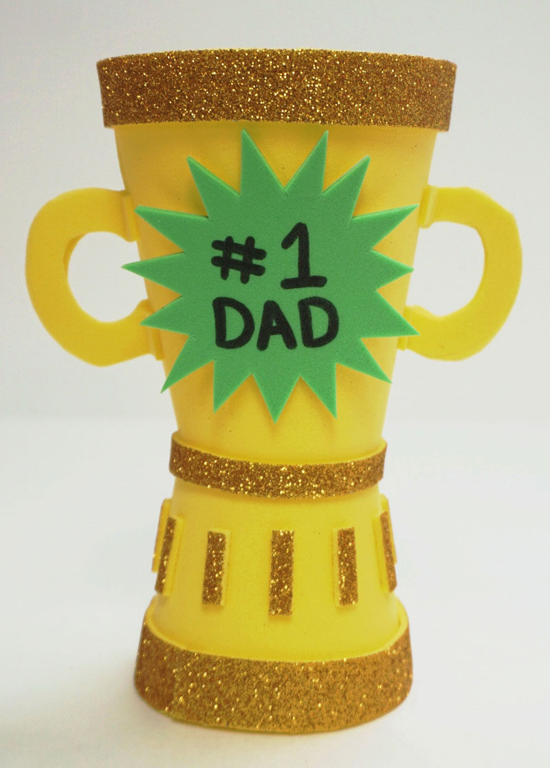father-s-day-trophy-pacon-creative-products
